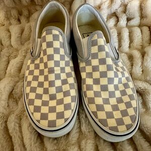 Vans - WM size 11, Violet checkered slide on sneakers. NEW - never worn.